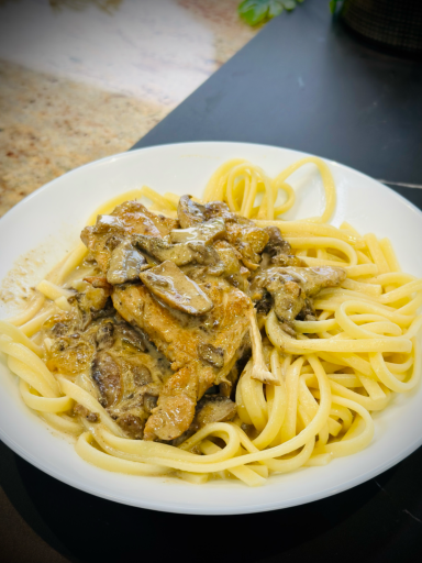 Escalope à la Normande, linguine