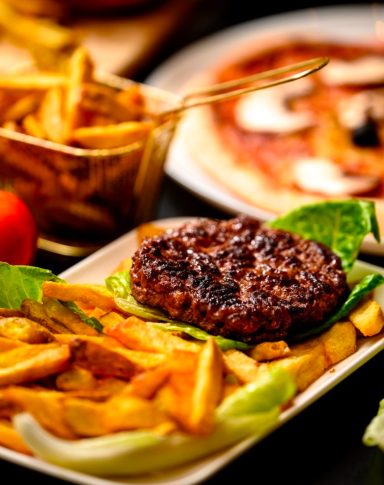 Steak haché, frites maison 